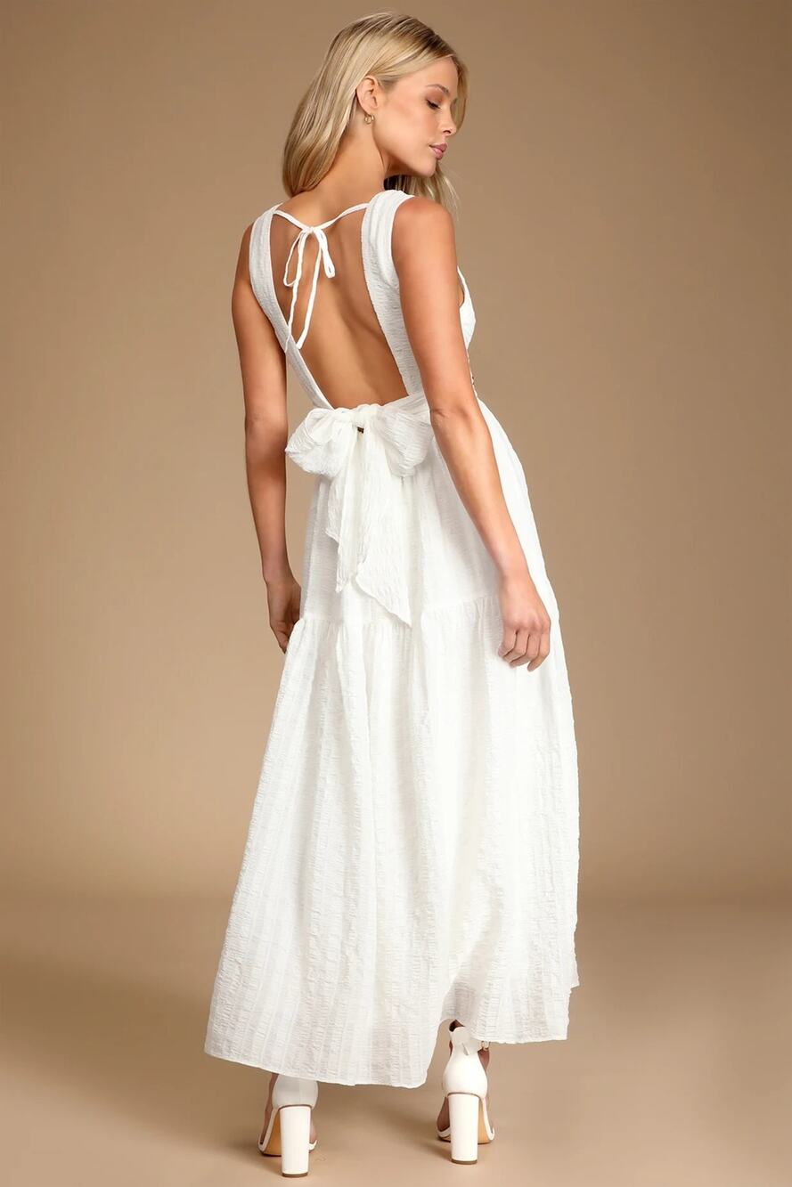 NWOT Lulus What a Trend White Crinkle V-neck Tie-Back Tiered Midi Dress XS